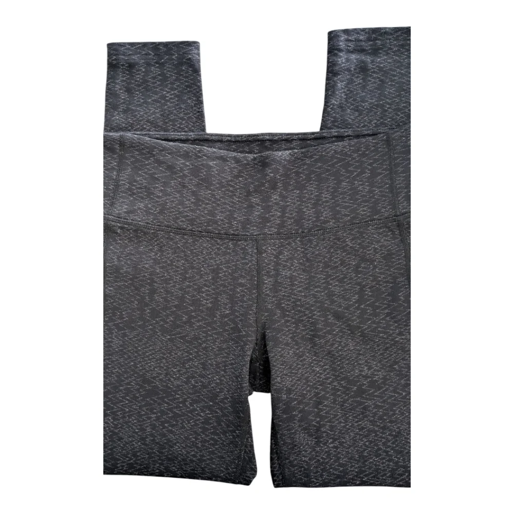Athleta Salutation High Rise 7/8 Length Black Gray Zig Zag Textured Leggings S
